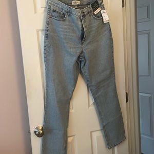 NWT!!! Abercrombie & Fitch curve love 90s slim 32